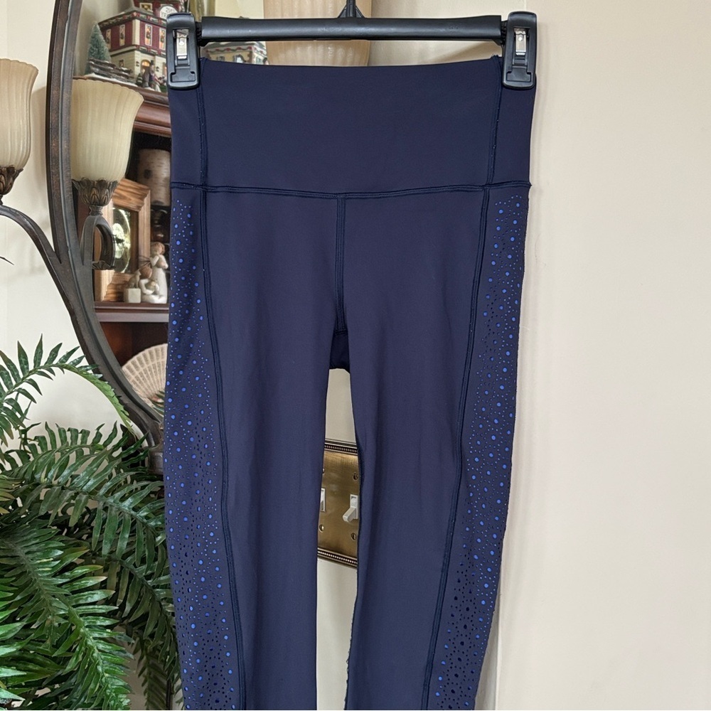 Lululemon Color Me Quick 7/8 Tights 25" Navy Blue Laser Cut High Rise Leggings - Picture 6 of 16
